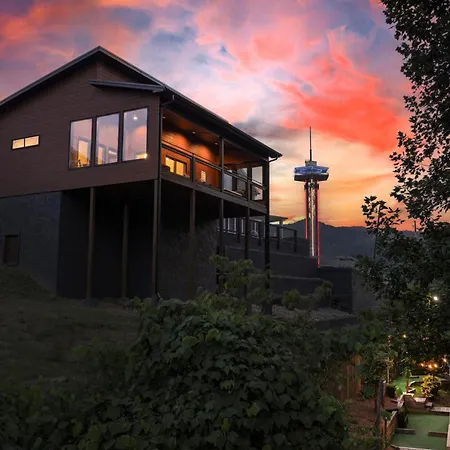 Villa Downtown Dreamin